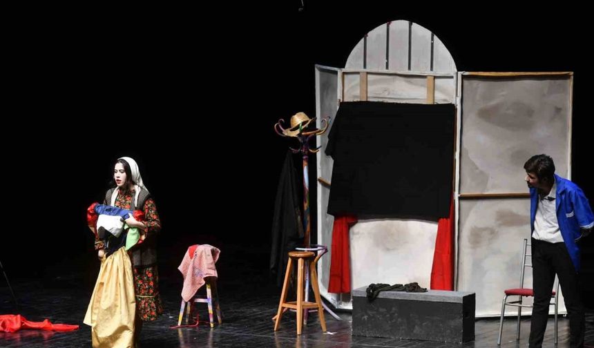 Başkent Gençlik Meclisi’nden “Ah Tiyatro Vah Tiyatro” oyunu