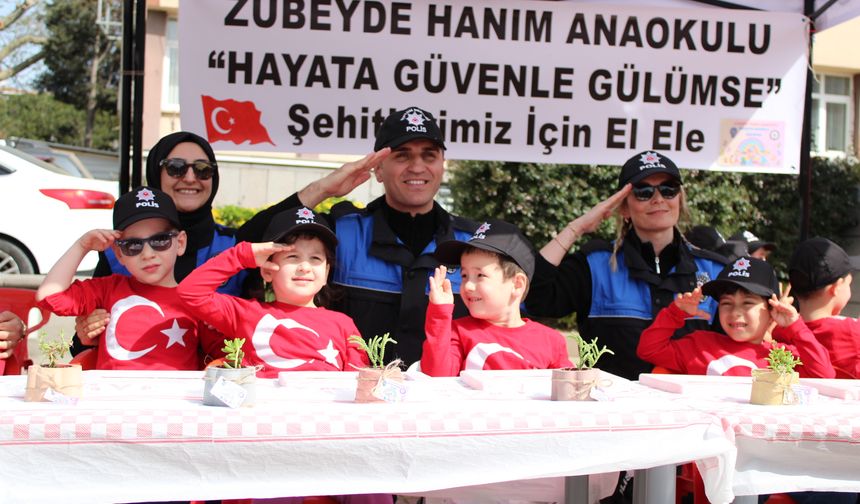 Sinop'ta polis ve çocuklar el ele verdi
