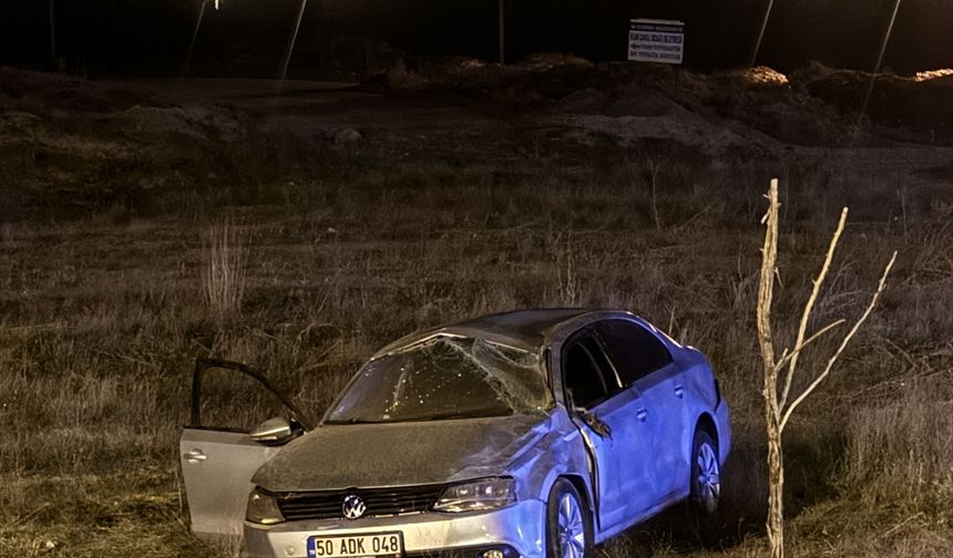 NEVŞEHİR - Tarlaya devrilen otomobildeki kişi öldü