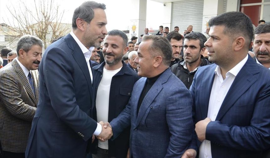 ŞIRNAK - Enerji ve Tabii Kaynaklar Bakanı Bayraktar, partililerle bayramlaştı