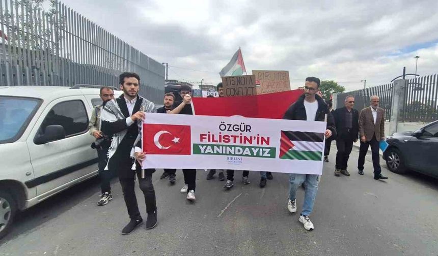 Biruni Üniversitesi’nden Filistin’e destek yürüyüşü