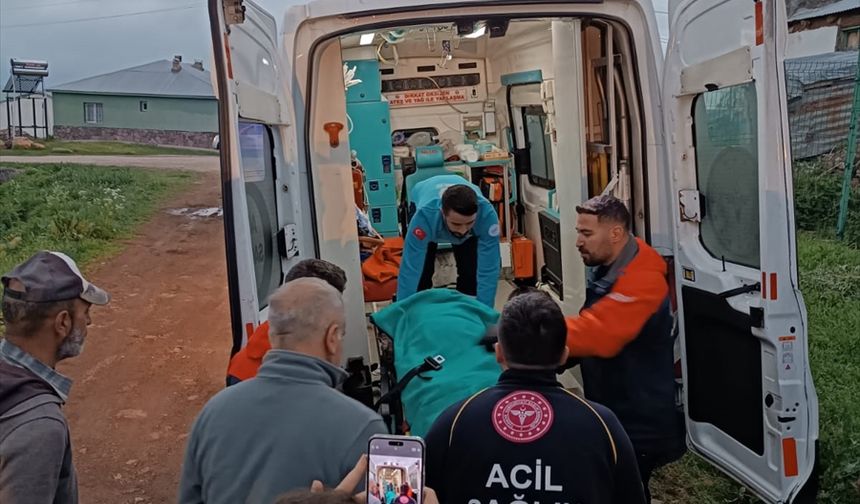 MUŞ - Dağda mantar toplarken sakatlanan kadın ekiplerce kurtarıldı