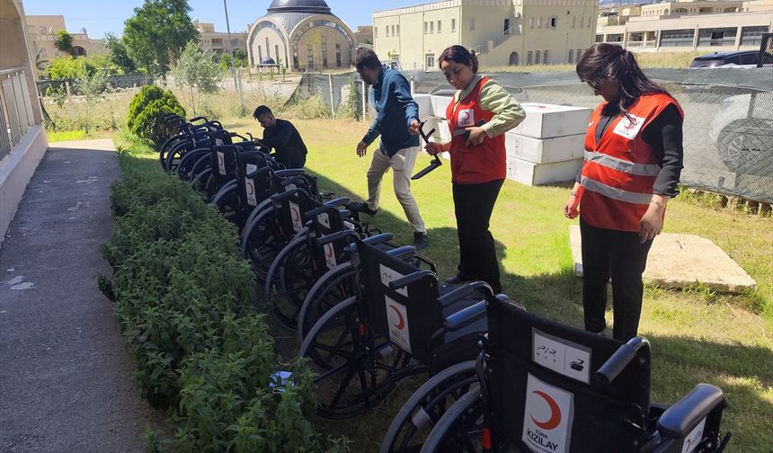 ŞIRNAK - Silopi'de engelli çocuklara tekerlekli sandalye verildi