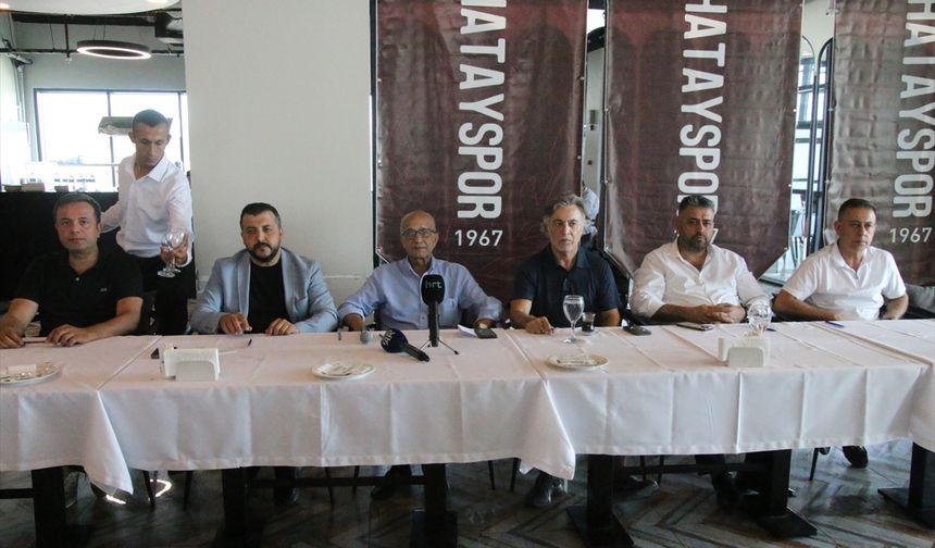 HATAY - Hatayspor Kulübü Başkanı Mıstıkoğlu, transfer çalışmalarını değerlendirdi