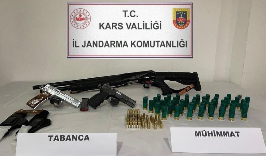 Arpaçay’da silahla 3 kişiyi yaralamıştı: Jandarma kıskıvrak yakaladı