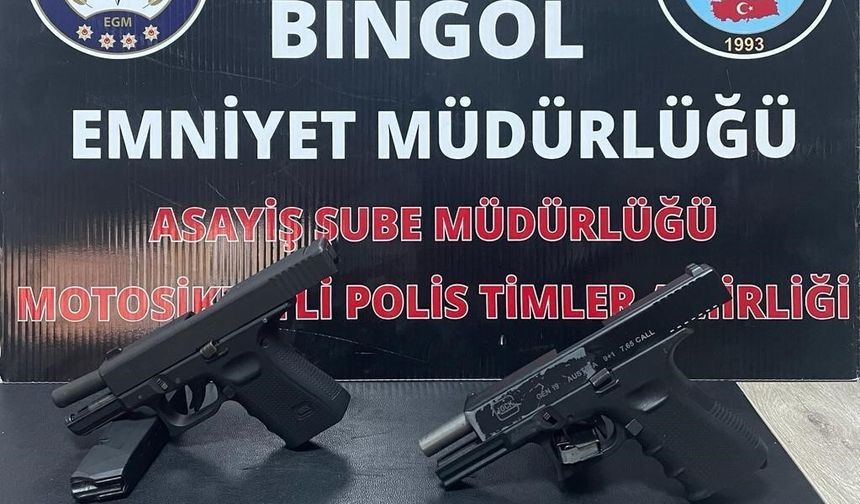 Bingöl’de ruhsatsız silah ve uyuşturucu ele geçirildi