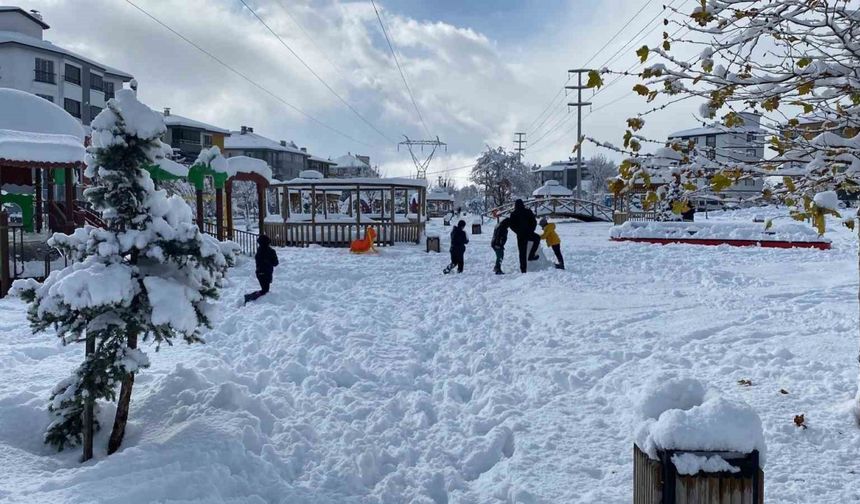 Bolu’da kar kalınlığı 30 santimetreyi aştı