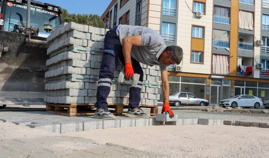 Muradiye’de sokaklar Yunusemre ile güzelleşiyor^