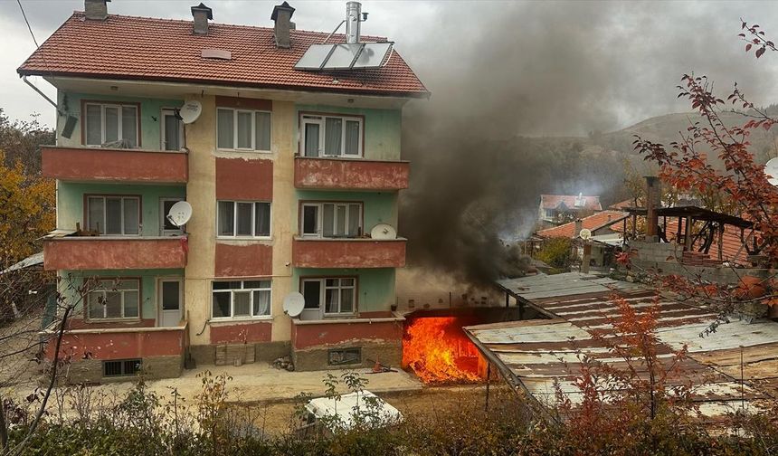 ISPARTA - Bir evin kazan dairesinde çıkan yangında hasar oluştu