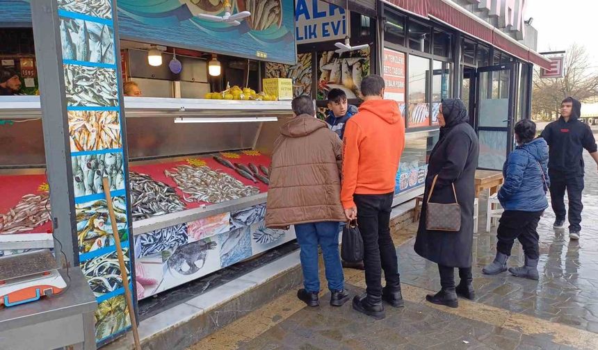 Karadeniz’deki bolluk tezgahları canlandırdı