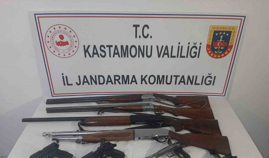 Kastamonu’da çok sayıda kaçak silah ele geçirildi