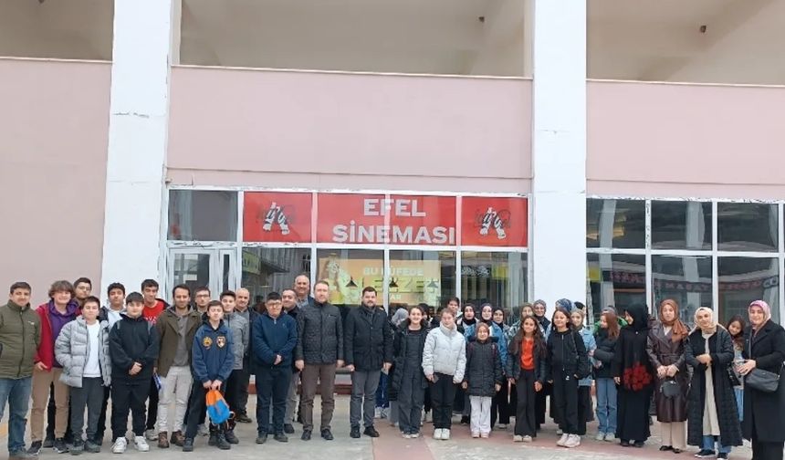 Sinop'ta "Hep 33 Yaşında "filmine yoğun ilgi