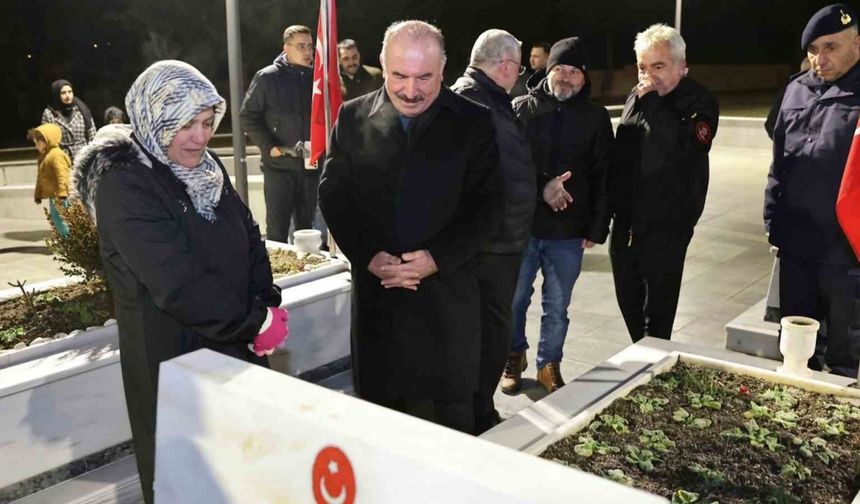 Çorum’da yılbaşı gecesi şehit mezarları ziyaret edildi