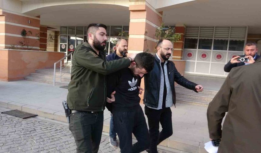 Kastamonu'da 1 kişiyi öldüren şahıs hakim karşısında