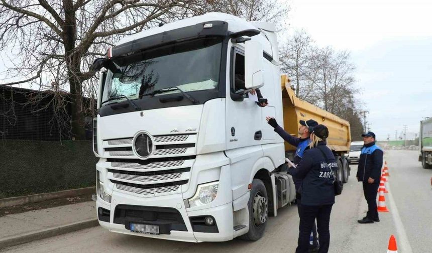 Ordu’da ağır tonajlı araçlara sıkı denetim yapıldı