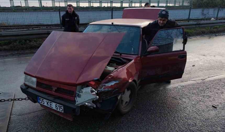 Yoldan çıkarak bariyere çarptı