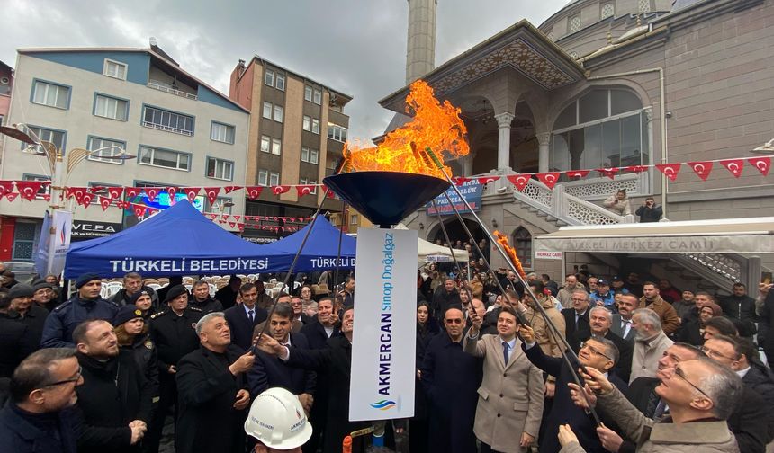 Sinop'un ilçesinde konutlara ilk doğal gaz verildi