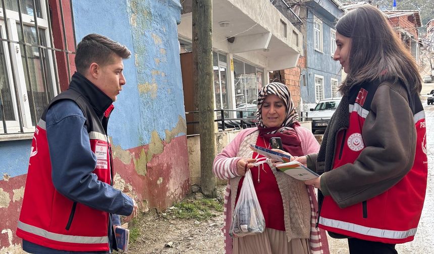 Köylüler bağımlılıkla mücadele konusunda bilgilendirildi