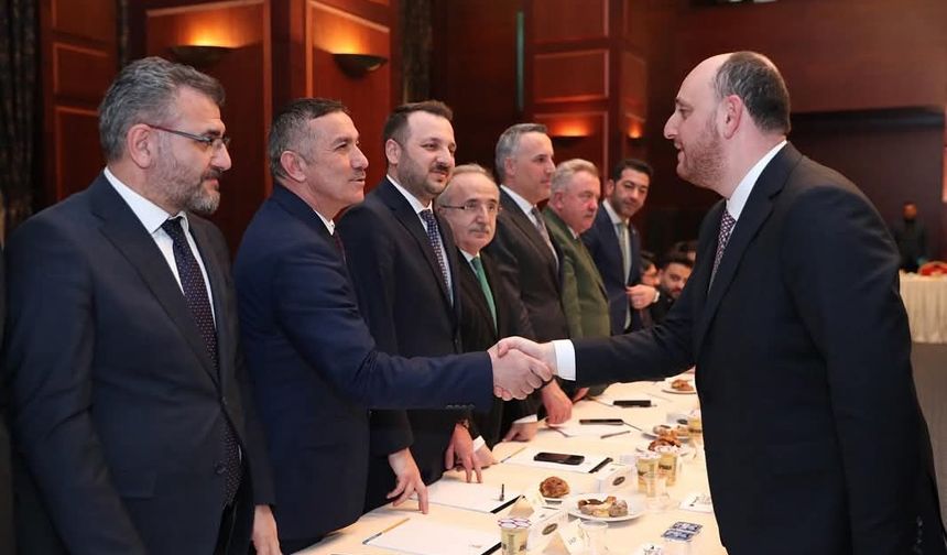 AK Parti Sinop İl Başkanı Yakup Üçüncüoğlu il başkanları toplantısına katıldı