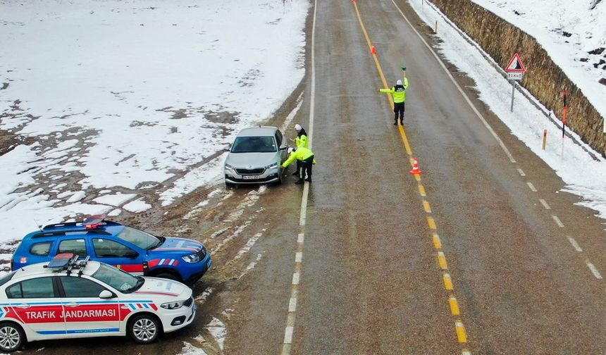 Sinop’ta jandarmadan trafik güvenliği denetimi