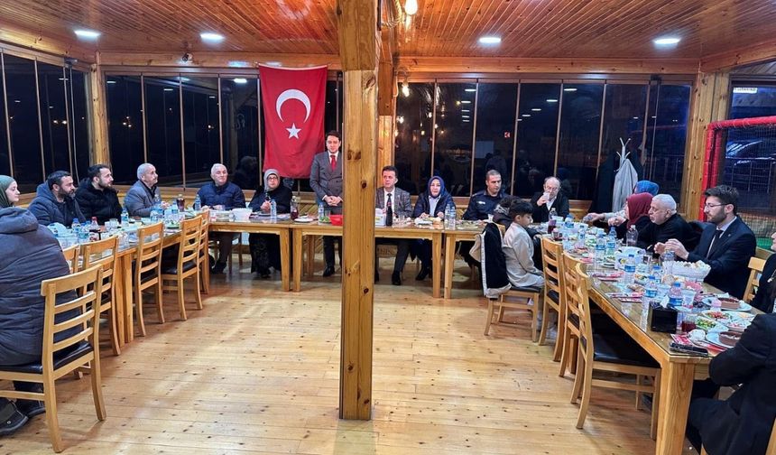 Şehit aileleri ve gaziler iftarda buluştu