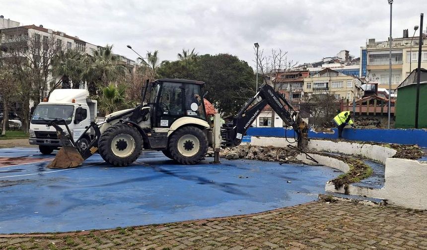 Sinop Aşıklar basketbol sahası yenileniyor