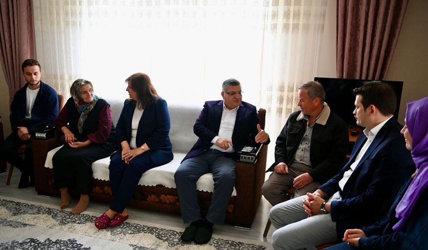 Sinoplu şehidin annesine anlamlı ziyaret
