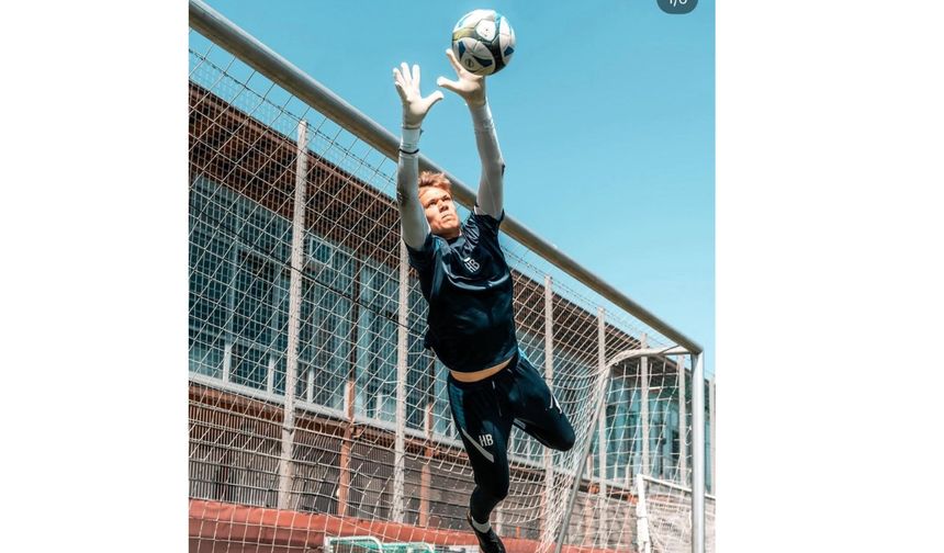 WHO IS YOUNG GOALKEEPER HUGO BAUER