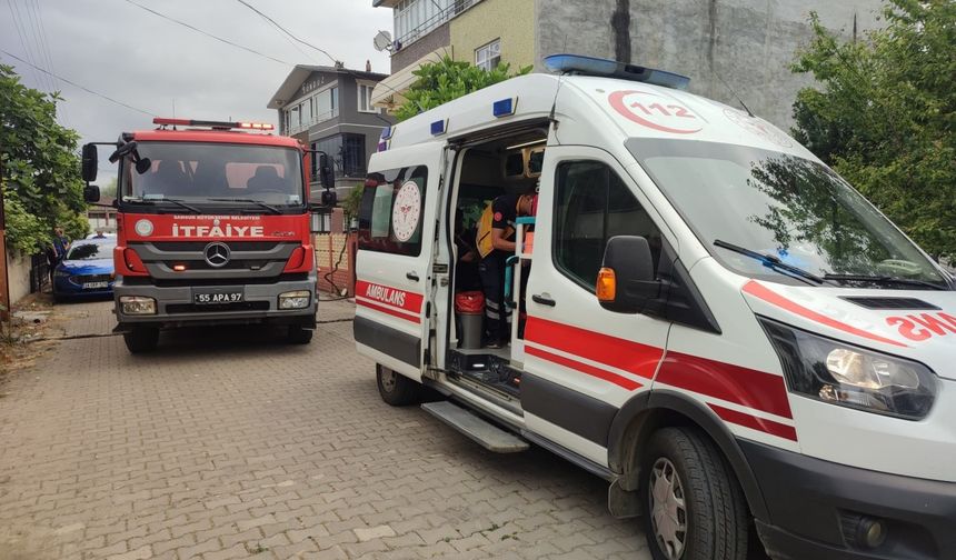 Yangında 5 kişi dumandan etkilendi