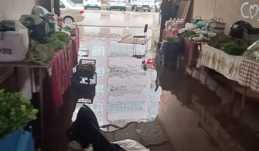 Sinop'ta sağanak ardından su baskınları