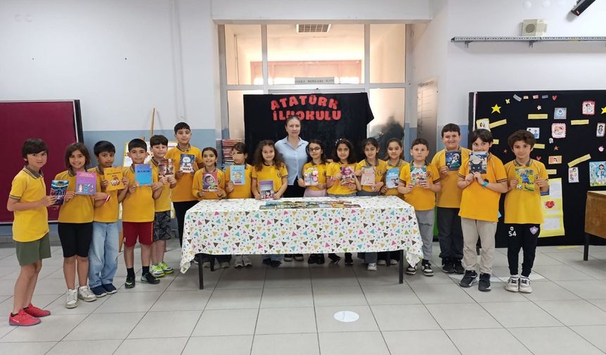 Sinoplu minik yazarlar hayallerini kitaba dönüştürdü