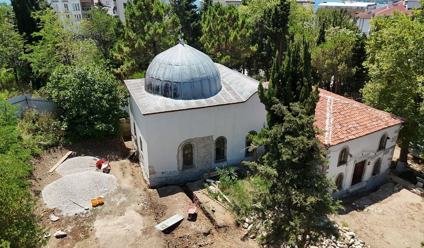 Seyyid Bilal Camii restorasyonu devam ediyor