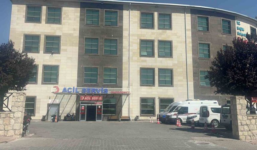 3 genç boğulma tehlikesi geçirdi