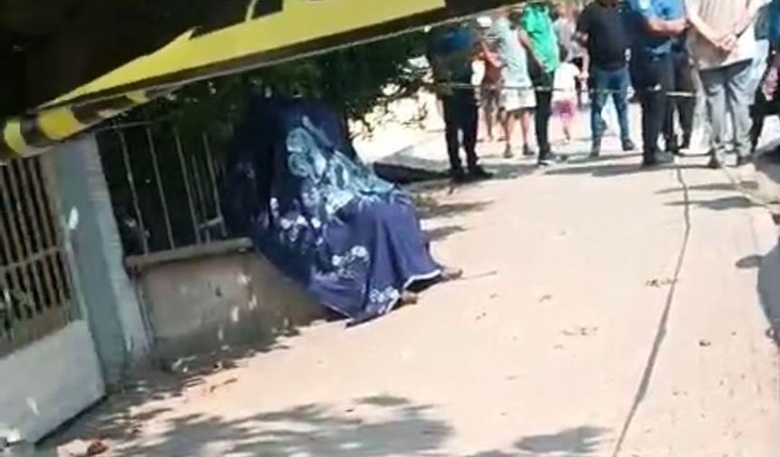 Durakta servis bekleyen işçi kalp krizi geçirerek öldü