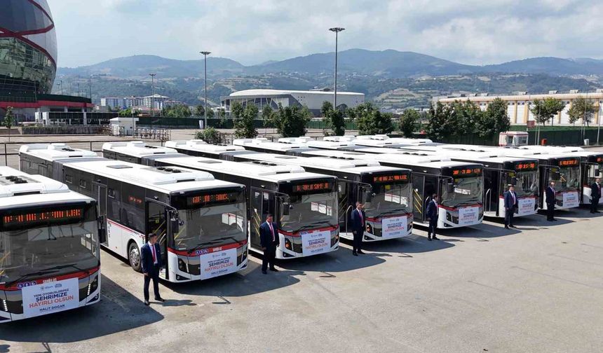 Samsun’un ulaşım filosuna 10 körüklü otobüs