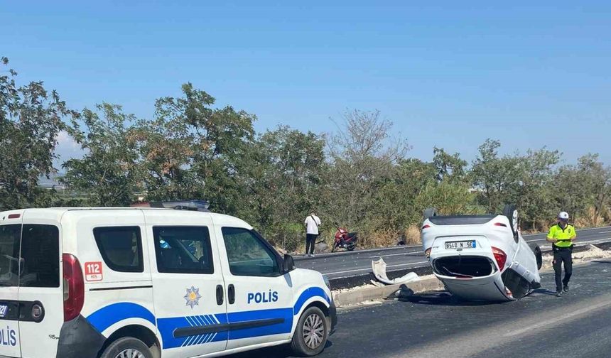 Takla atan aracın sürücüsü yaralandı