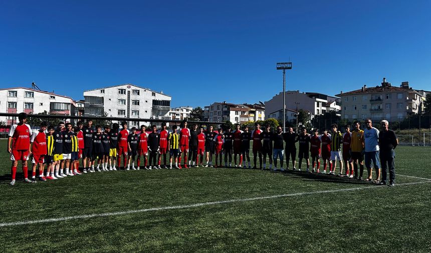 Gerze Gücü U16 Takımı Sezona Şampiyonluk Hedefiyle Hazırlanıyor