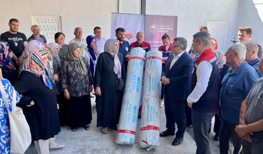 Sinop’ta kadın üreticilere sera naylonu dağıtıldı