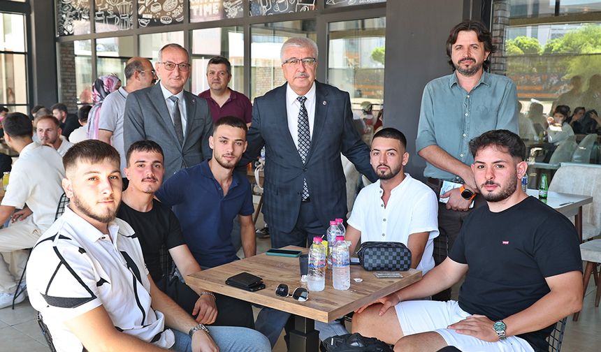 Rektör Taşdemir, öğrencilere "hoş geldiniz" dedi