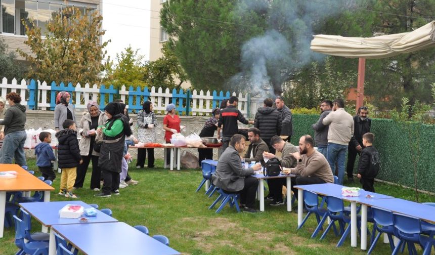 Gerze Fatma Yüksek Anaokulu'ndan Gazze’ye anlamlı destek