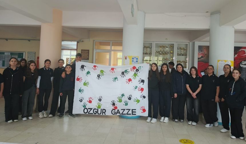 Espiye'de Gazze için hayır kermesi