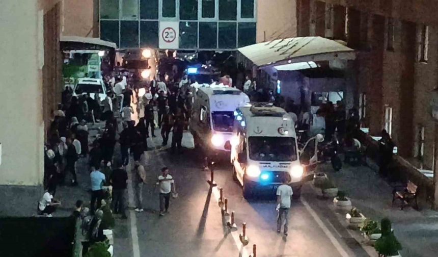 Trafik kazası sonrası bıçaklı kavga