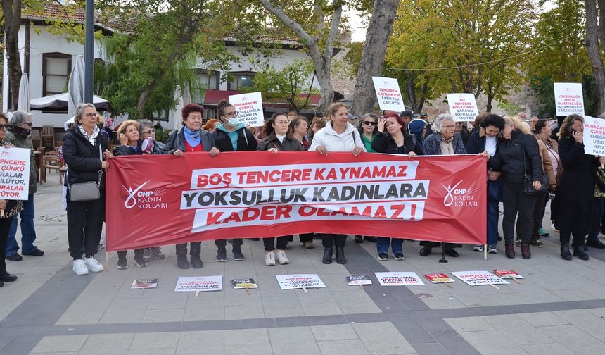 CHP’li kadınlar Sinop’ta ekonomik krize dikkat çekti