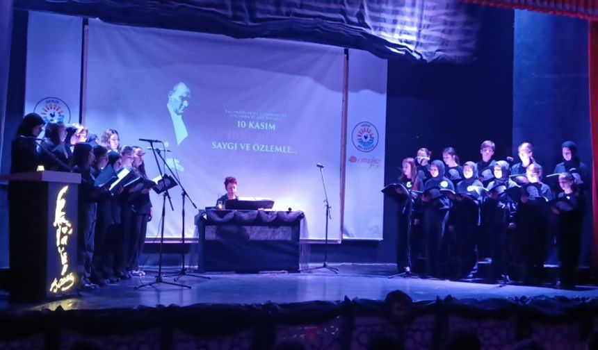 Gerze'de Atatürk'ü Anma programı düzenlendi