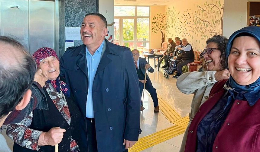 AK Parti İl Başkanı Üçüncüoğlu’ndan huzurevi ziyareti