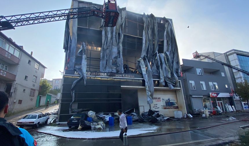 Fabrikada yangın: 6 ölü, 1 yaralı