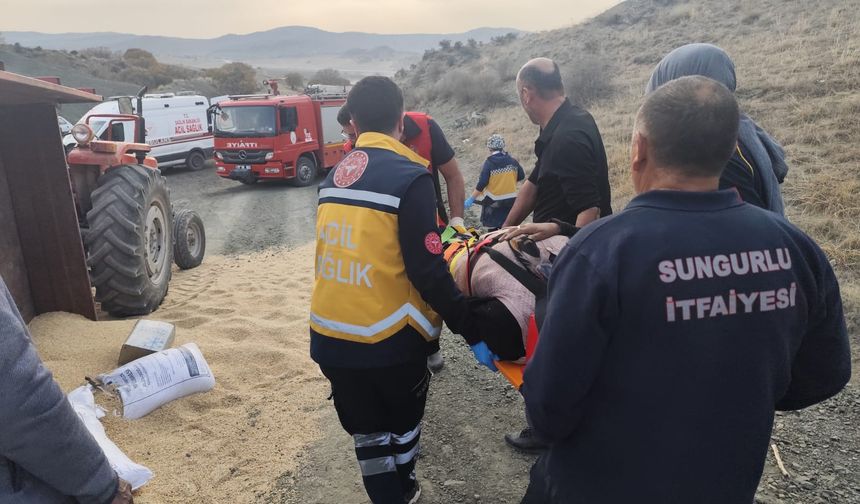 Traktörün devrilmesi sonucu 1 kişi yaralandı