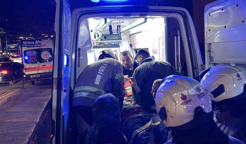 İnşaat iskelesi çöktü: 1 işçi öldü