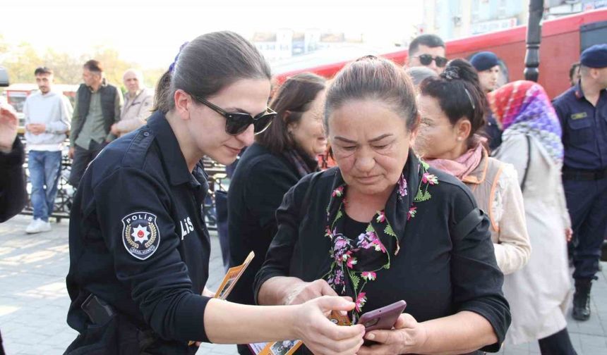 Kadına yönelik şiddete karşı farkındalık etkinliği yapıldı