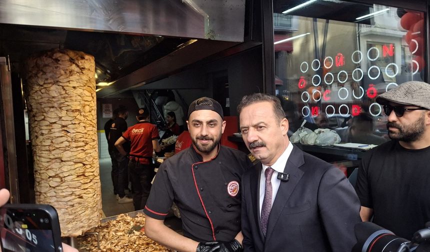 Yavuz Ağıralioğlu Sinop'ta